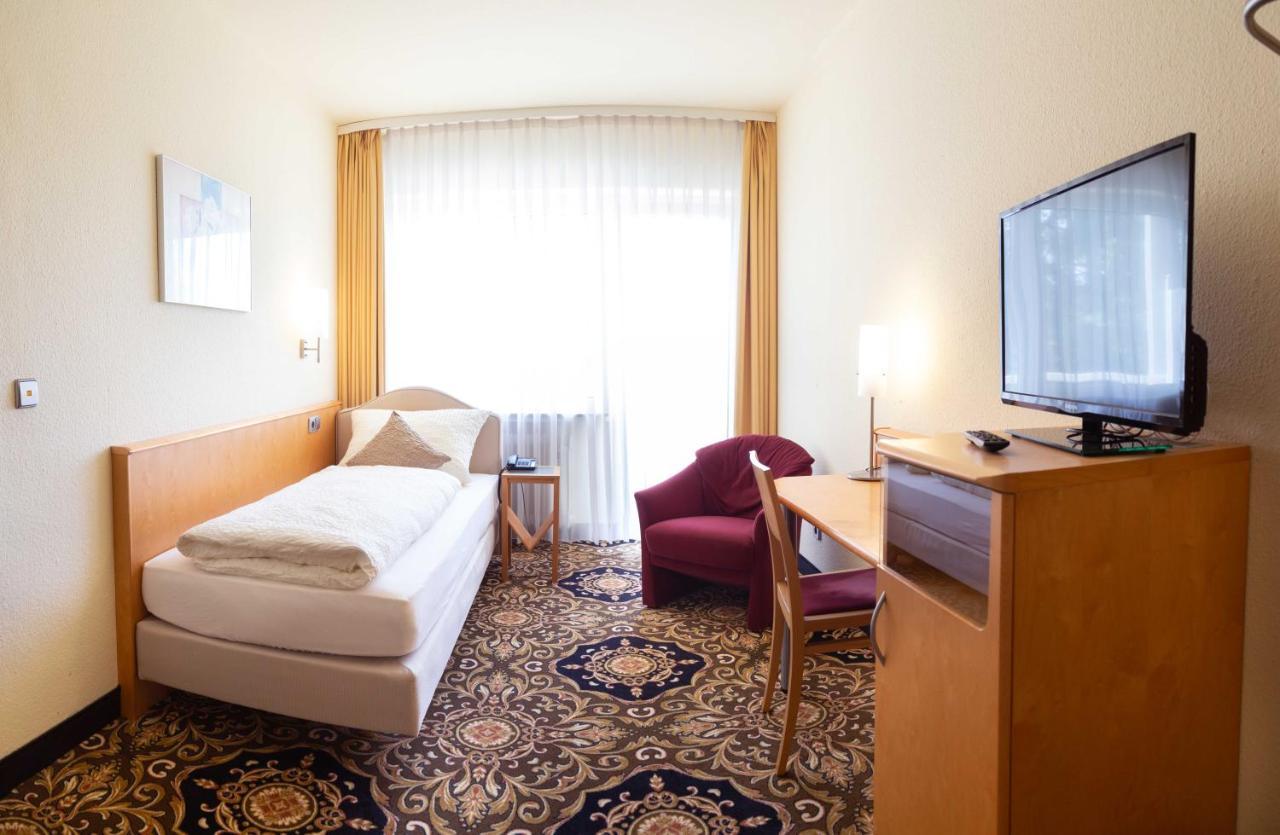 Single Room,448375920:JPEG